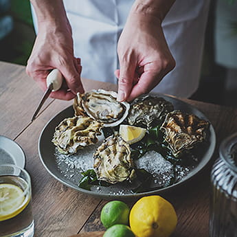 ������� Loveramics Stone Dinner Plate 27 �� (Granite)