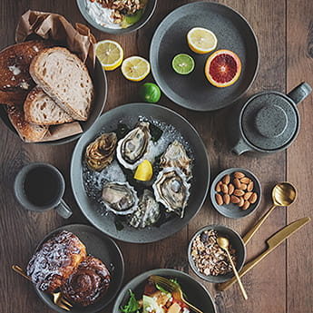 ������� Loveramics Stone Salad Plate 21 �� (Granite)