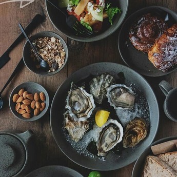 ������� Loveramics Stone 20 �� Serve Bowl (Granite) D112-07B