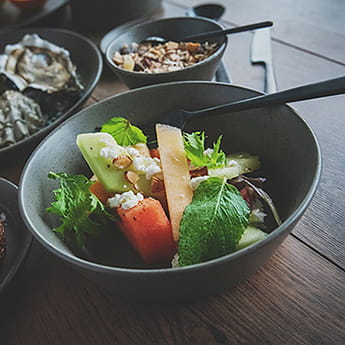 ������� Loveramics Stone Soup Plate 20 �� (Granite)