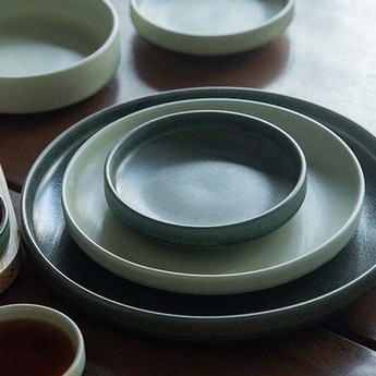 ������� Loveramics Tapas 13.5cm Side Plate (Matte Dark Green)