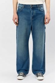 ������ Lee Cooper