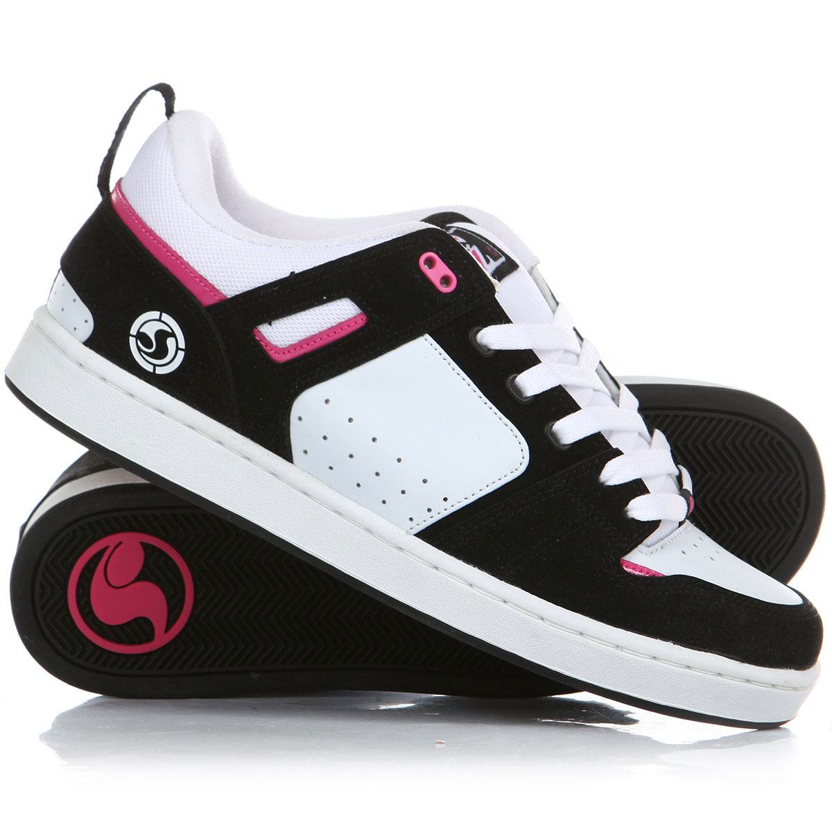 Dvs shoes. DVS кеды. Кроссовки DVS Shoes. DVS кеды Blacksides. DVC кроссовки.