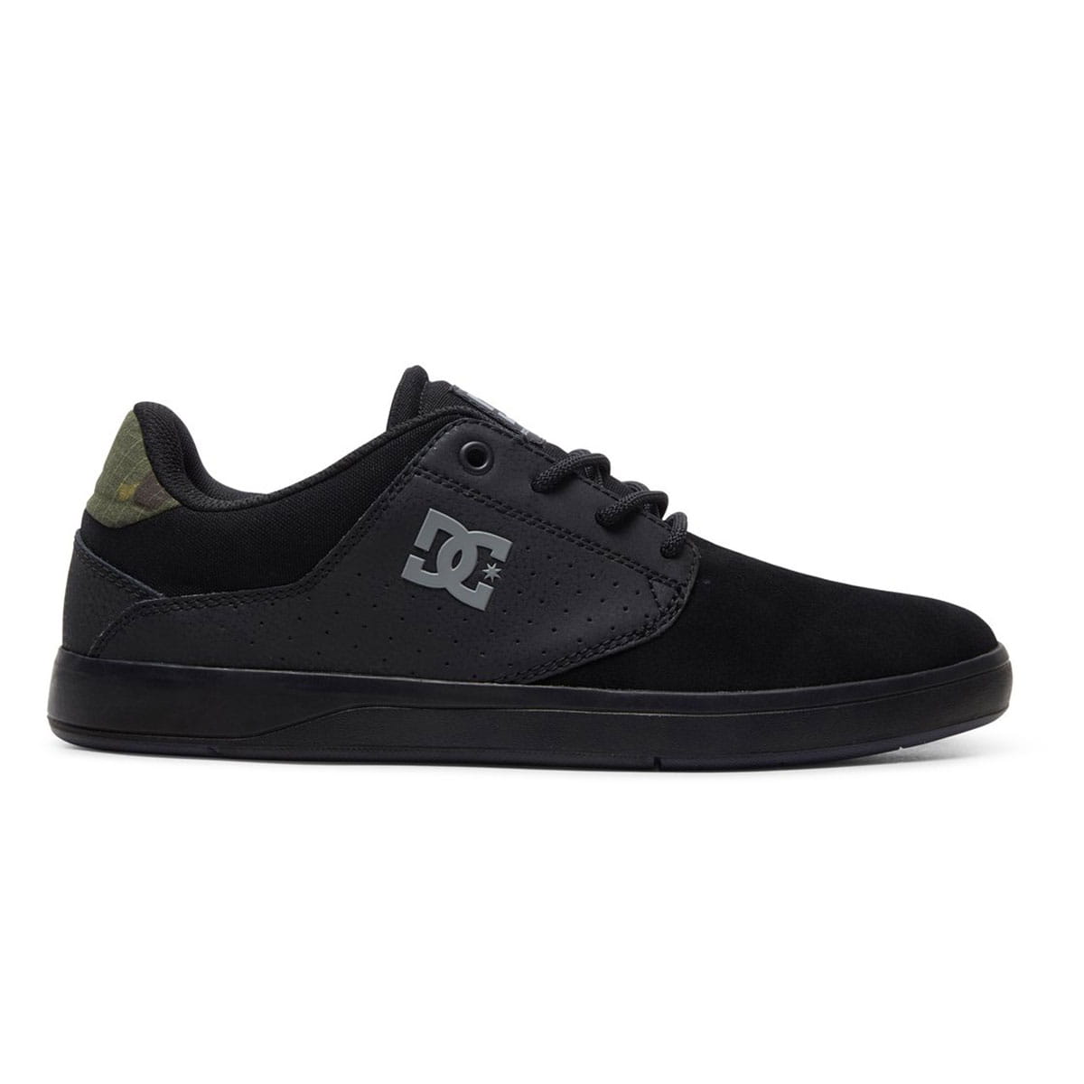 Dc shoes plaza store tc s