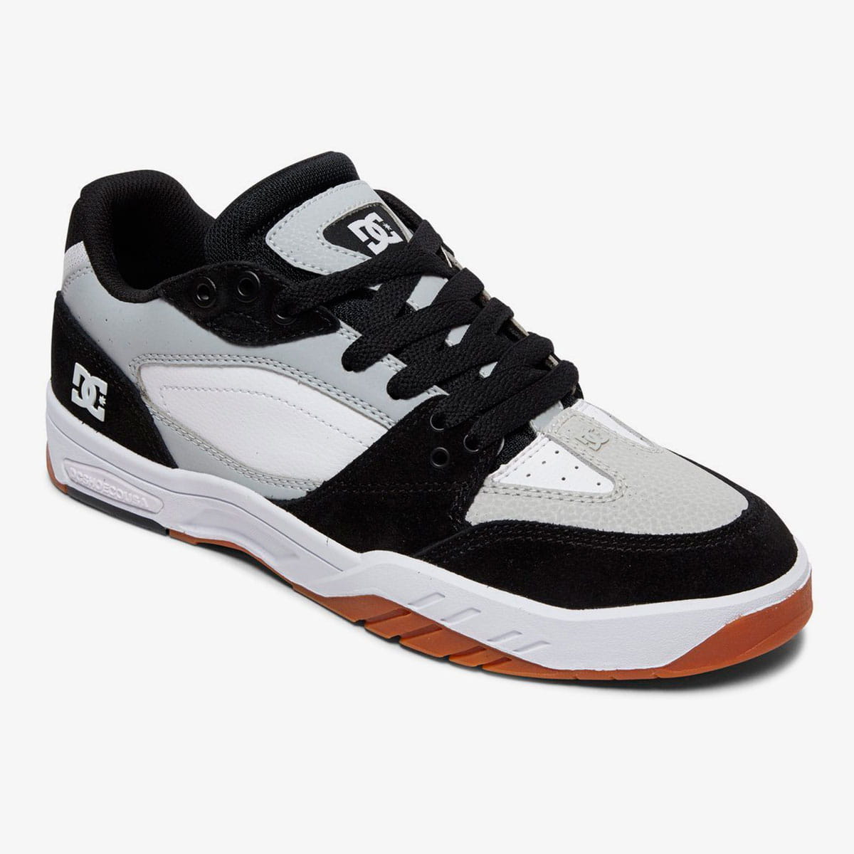 Диси кроссовки. DC Maswell m Shoe. DC Shoes Maxwell. DC Shoes кроссовки. DC men's Maswell se Skate Shoe.