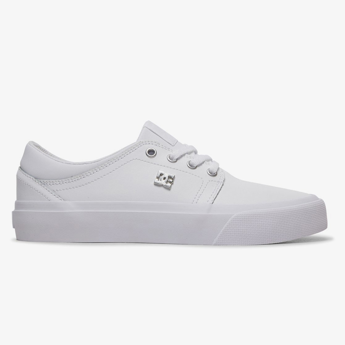 Dc white. Кеды DC Trase platform TX. DC Shoes кеды белые. Кеды Trase se. Кеды DC Trase v se.