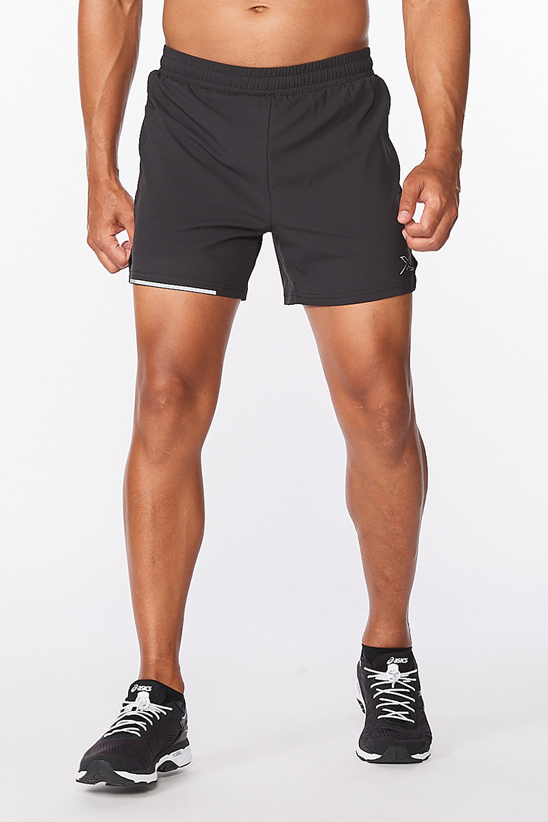 Short span. Шорты oakley 1560709767. Шорты oakley мужские Hydrolix. Шорты oakley на человеке.