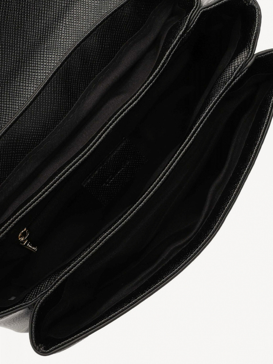 Anja    S   33261,100