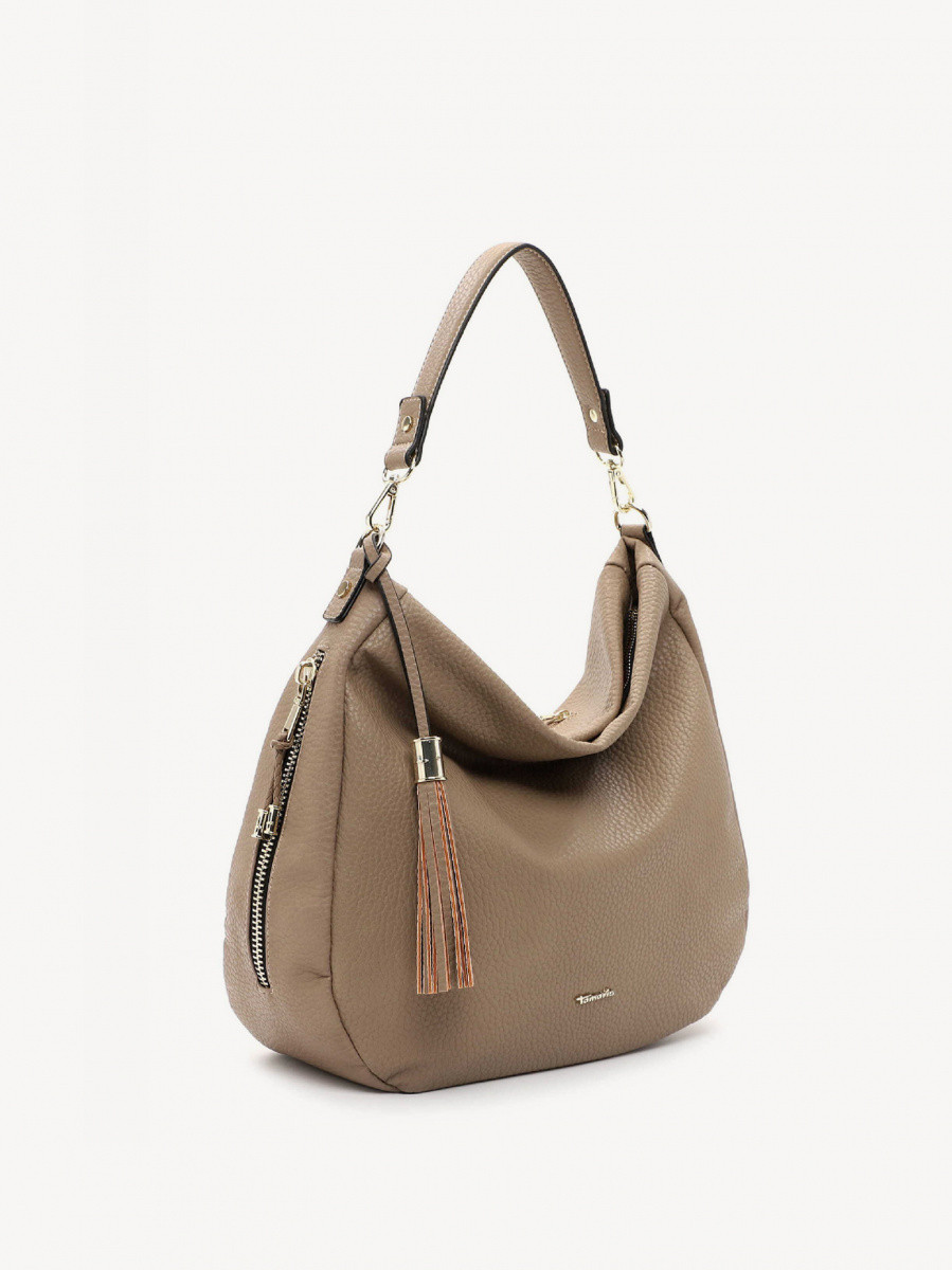 Carissa   L  33185,900