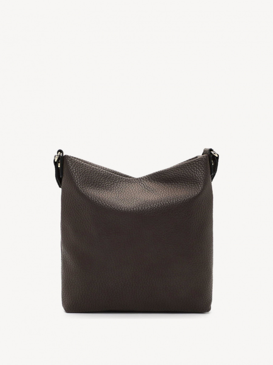 Carissa      33181,200