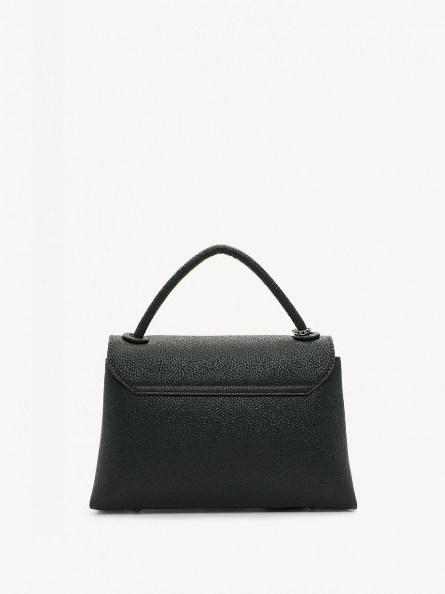 Carmen    M  33231,965