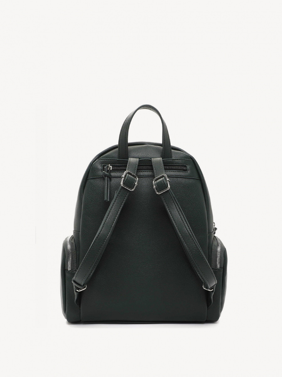 Christina  M  33140,965
