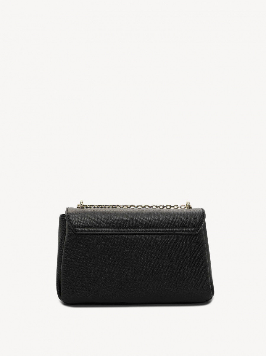 Anja    S   33261,100