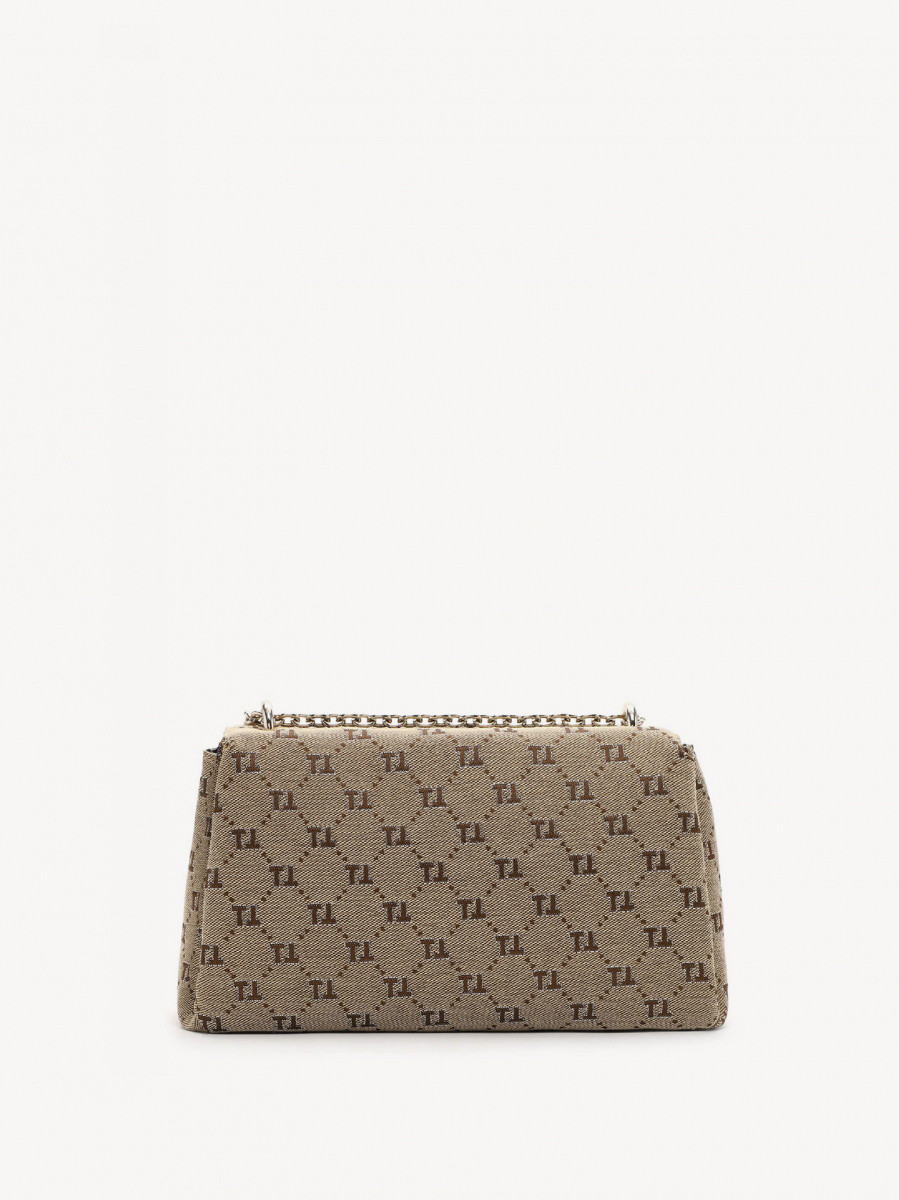 Clarice    M  33412,420