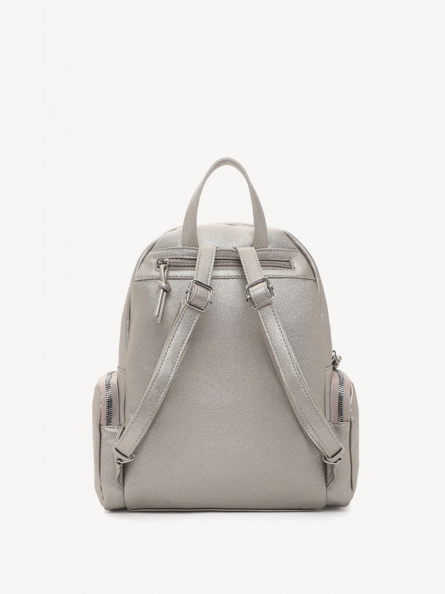 Christina  M  33140,833