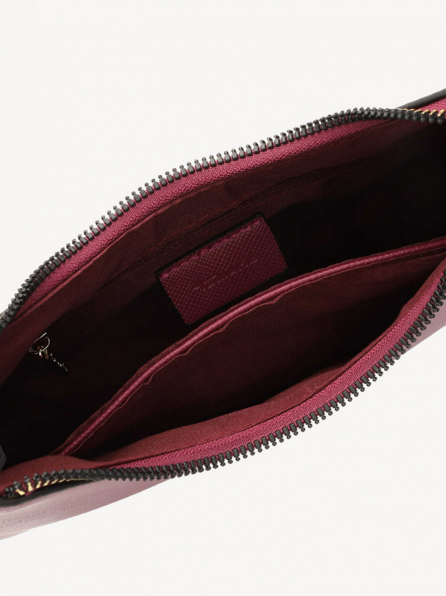 Anja   S  33014,686