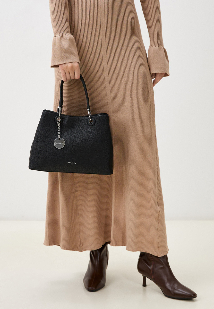 Carmen   M  33235,100