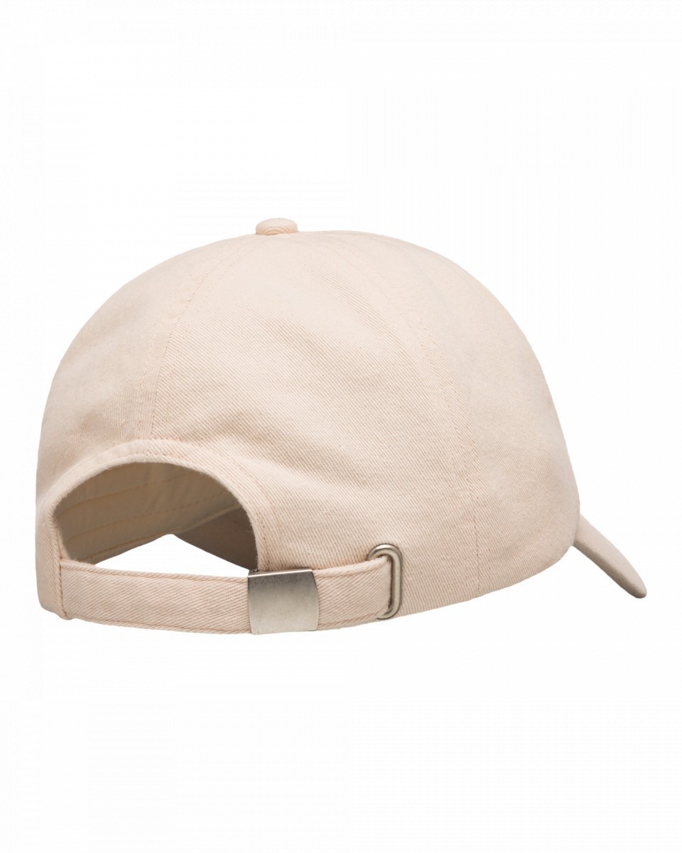   ESSENTIAL CAP