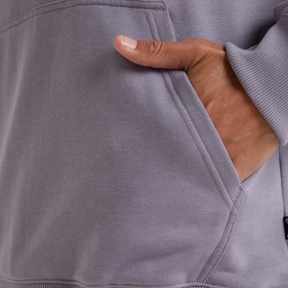 ���� Foundation