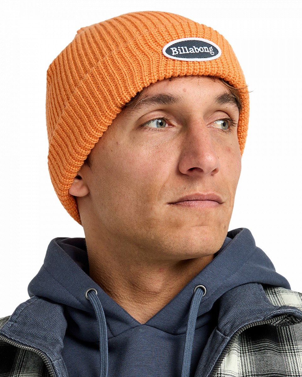 ����� MOGUL BEANIE