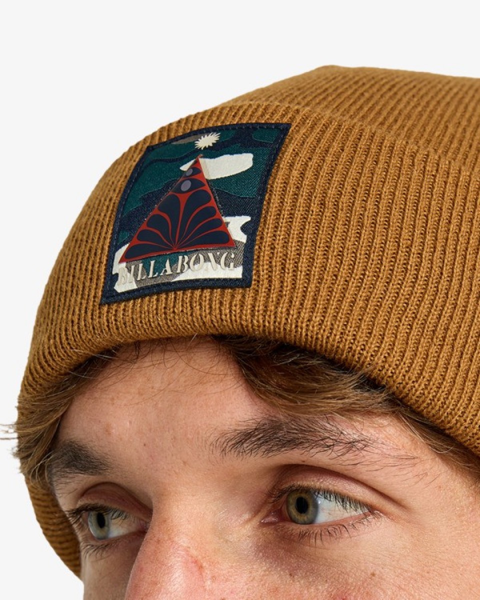 ����� ADIV PATCH BEANIE