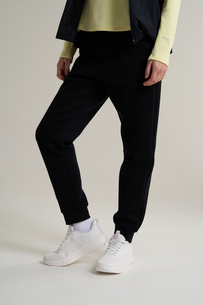 ����� ����������� ANTA TRN ESSENTIAL Knit Track Pants 862617305S-1