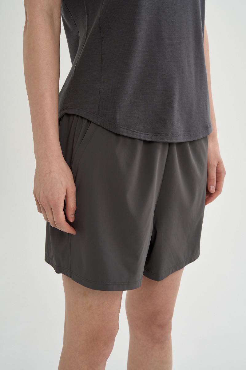 ����� ����������� ANTA ANTA RUNNING Woven Shorts 862625502-1