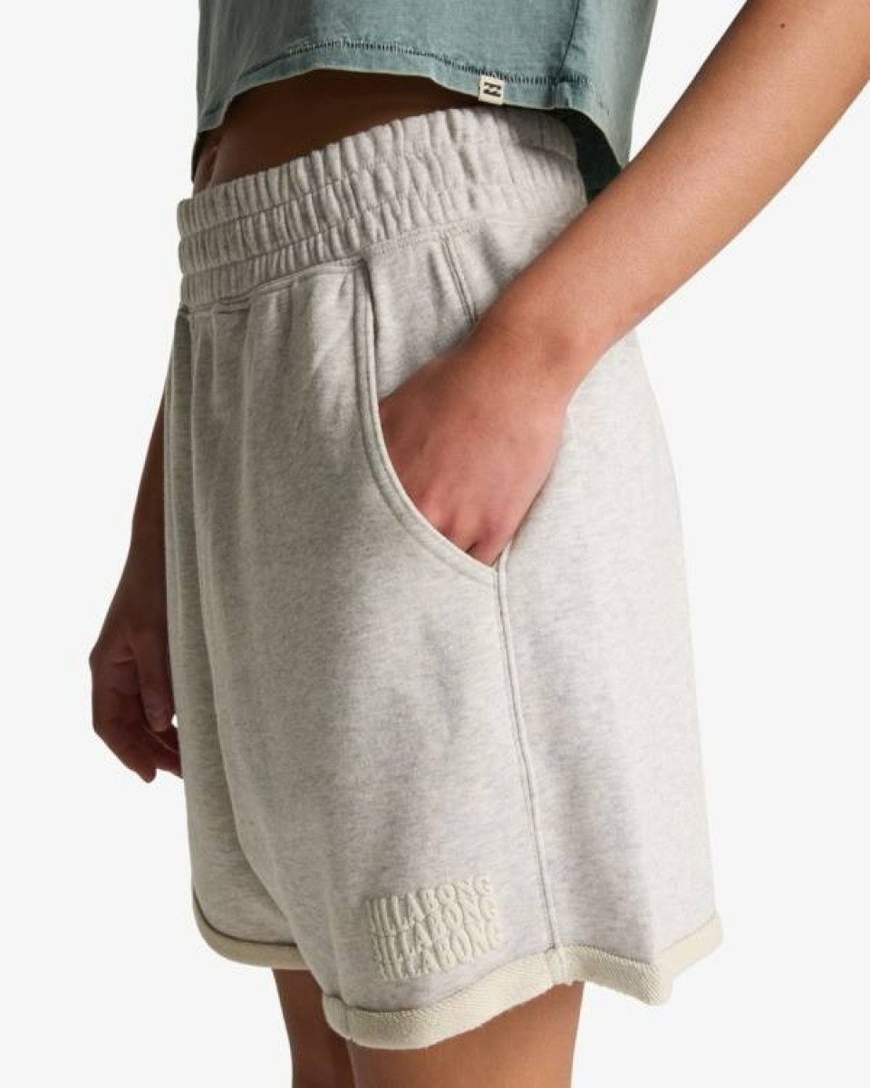 ������� ����� SO TYPICAL SHORT