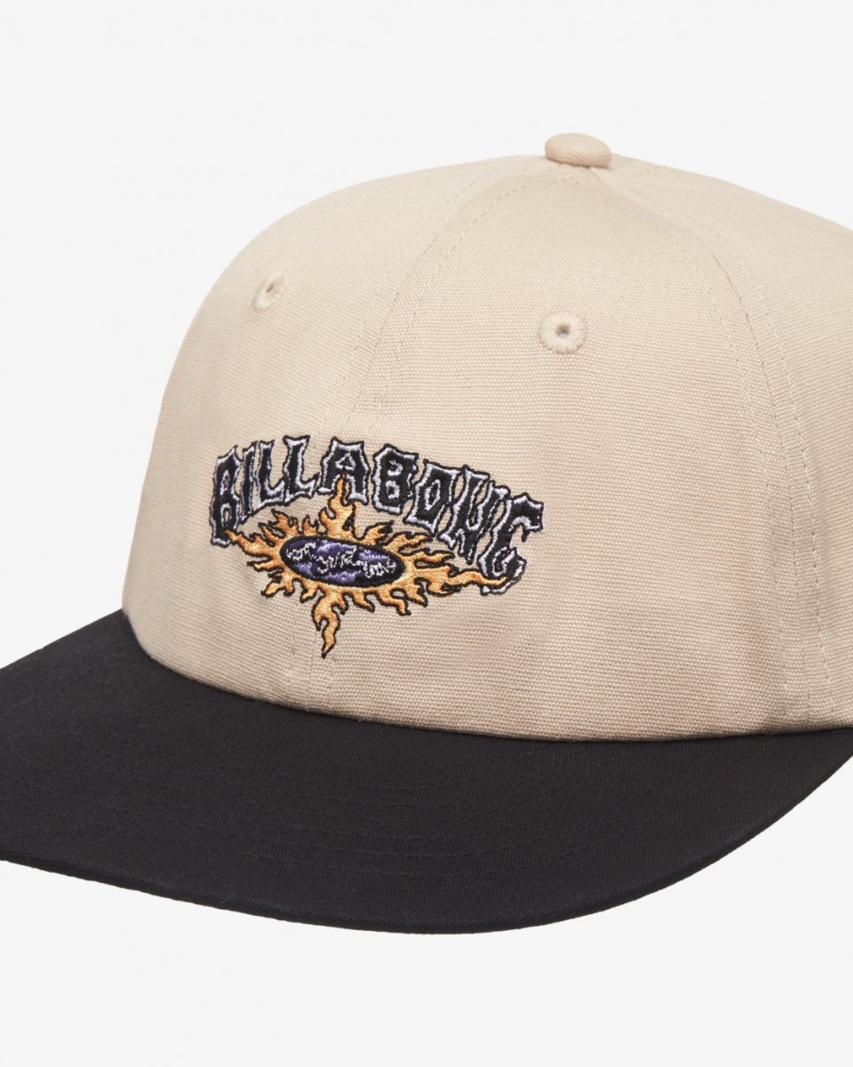��������� THROWBACK STRAPBACK