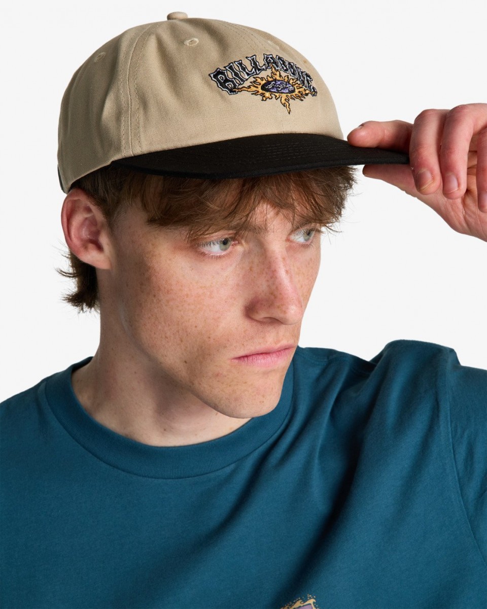 ��������� THROWBACK STRAPBACK