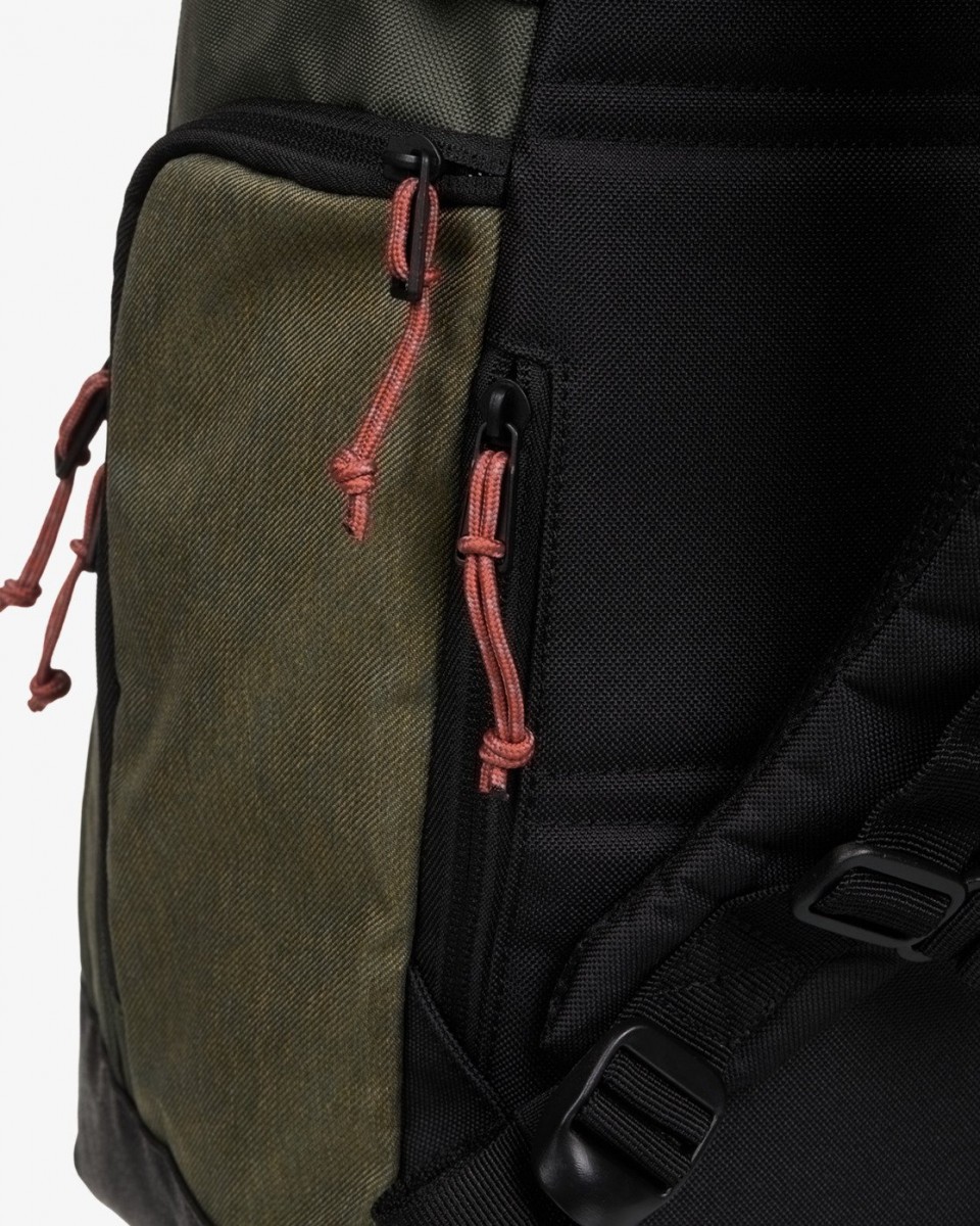 ������ HEADLAND PACK