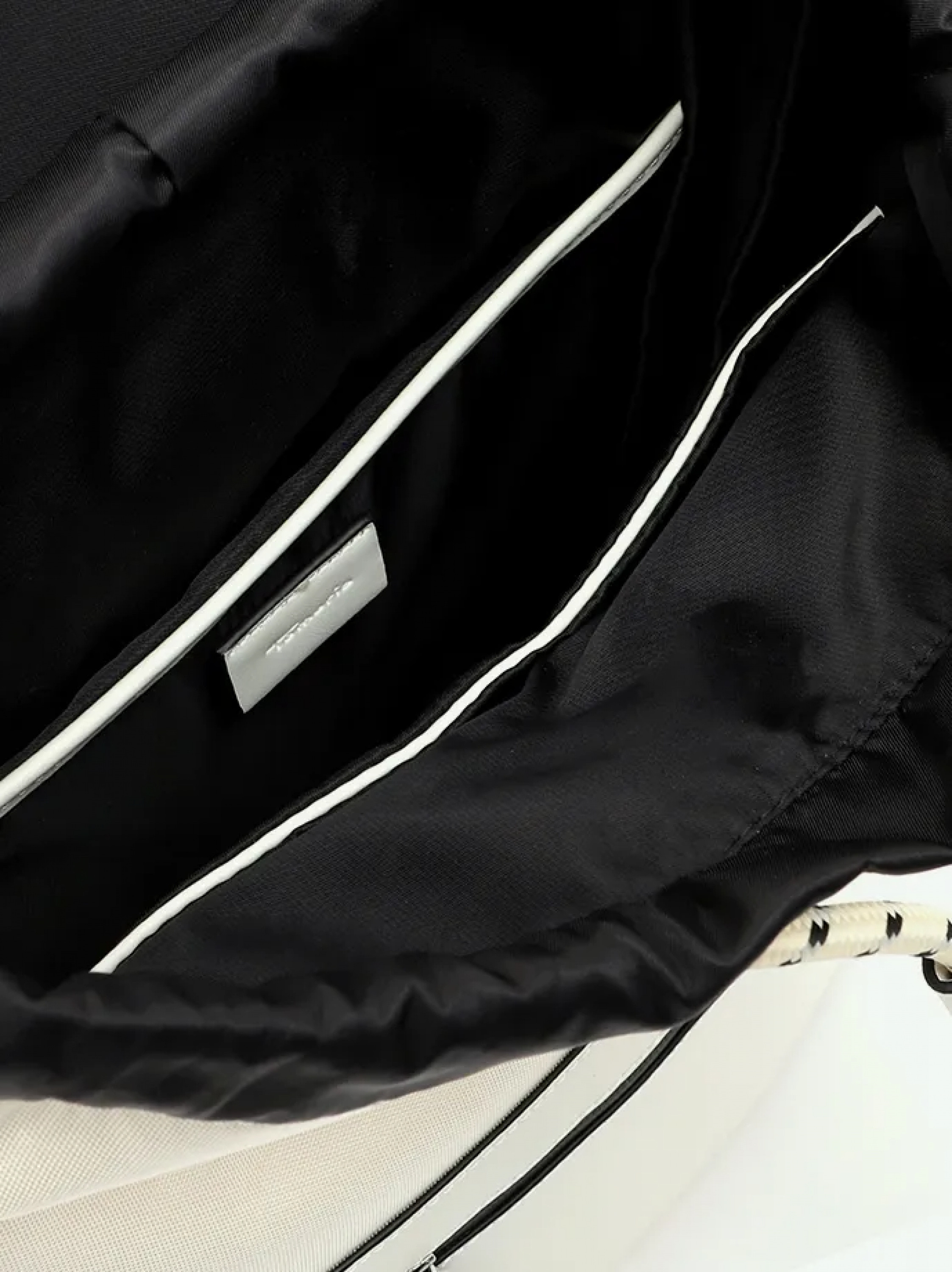 Cosima ������ L ������� 31090,300