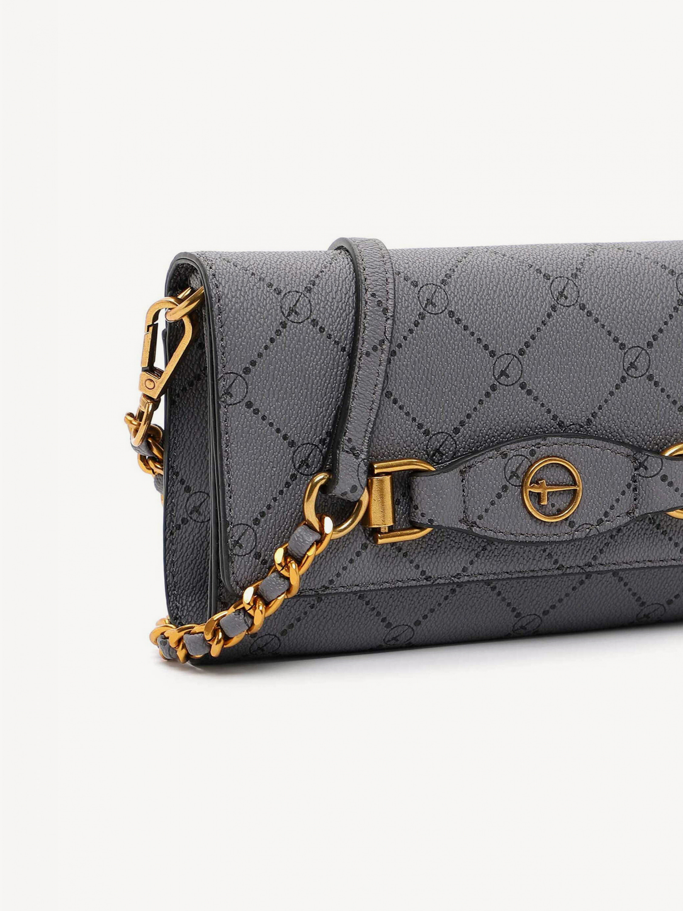 ����� 32581,84