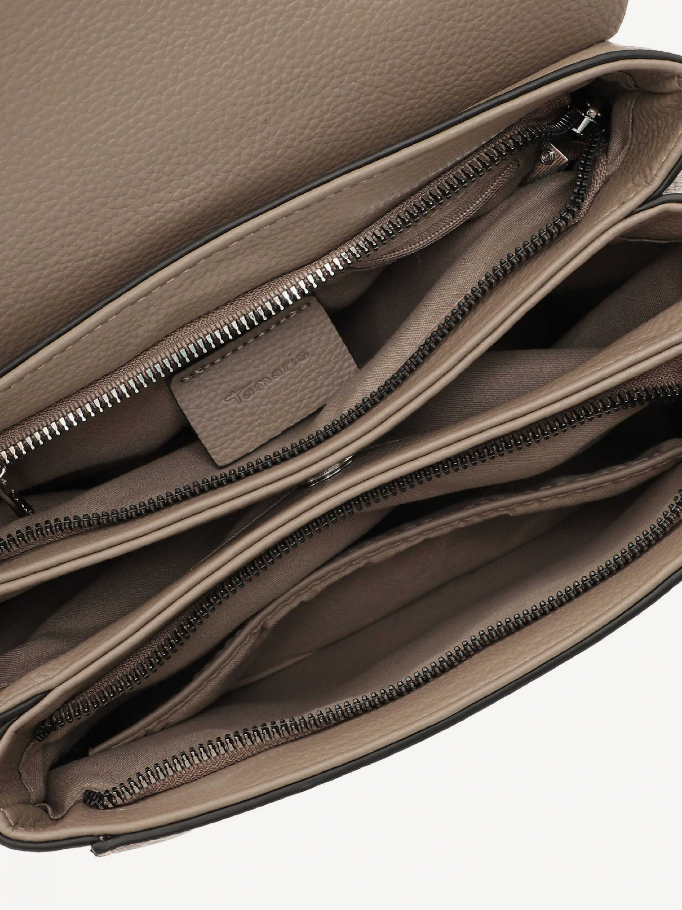 Carolina    M  33271,950