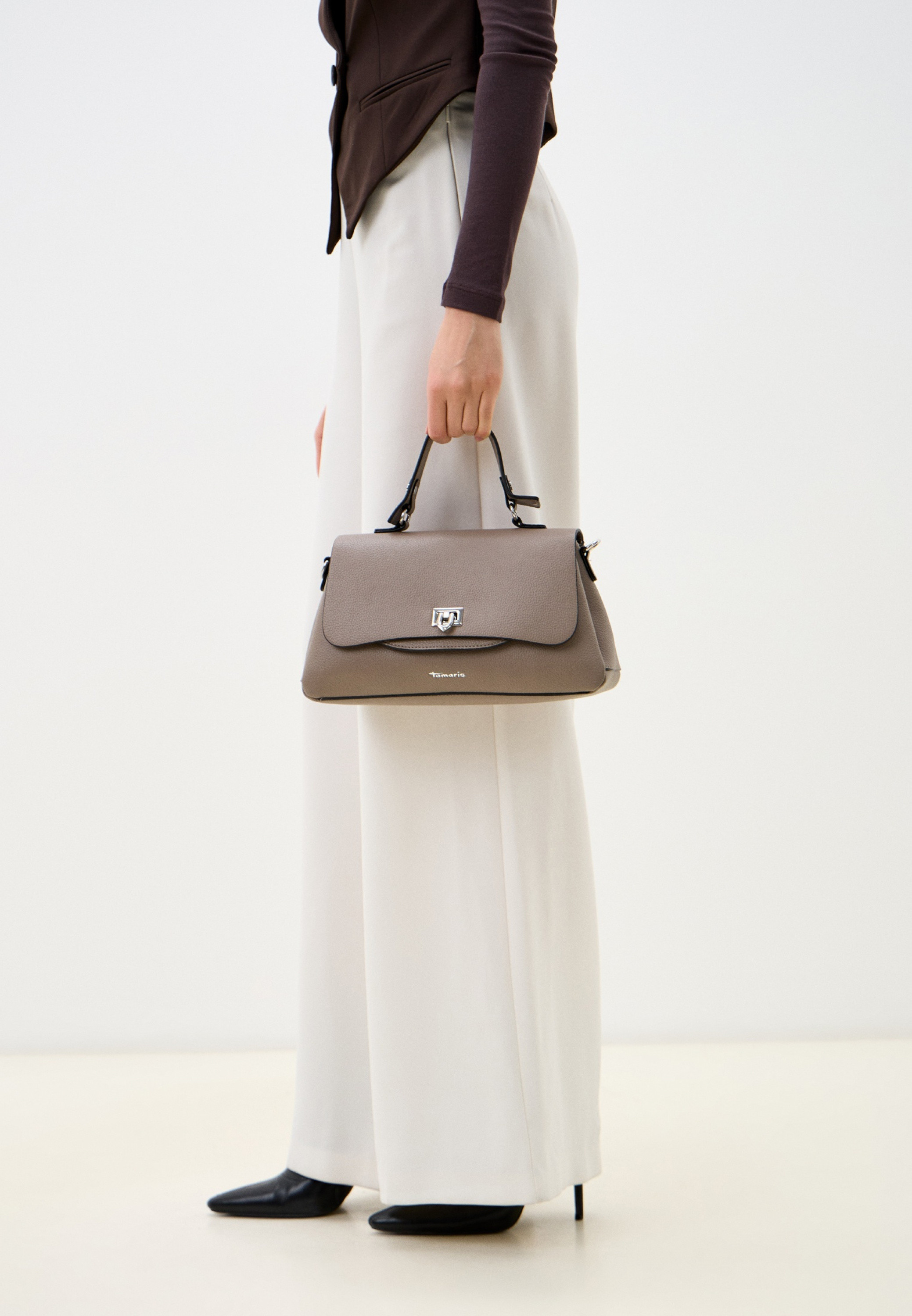 Carolina    M  33271,950