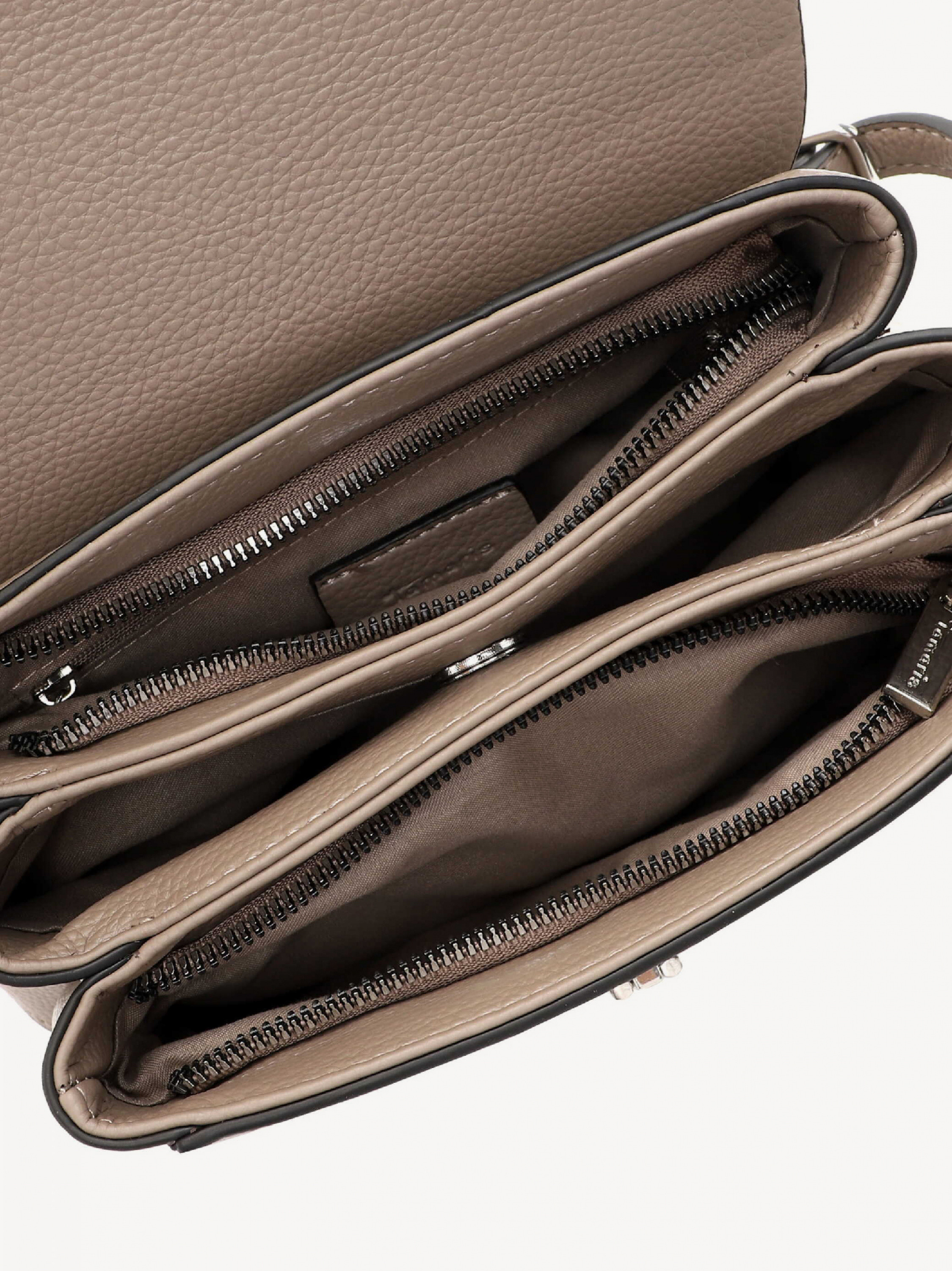 Carolina    S  33270,950