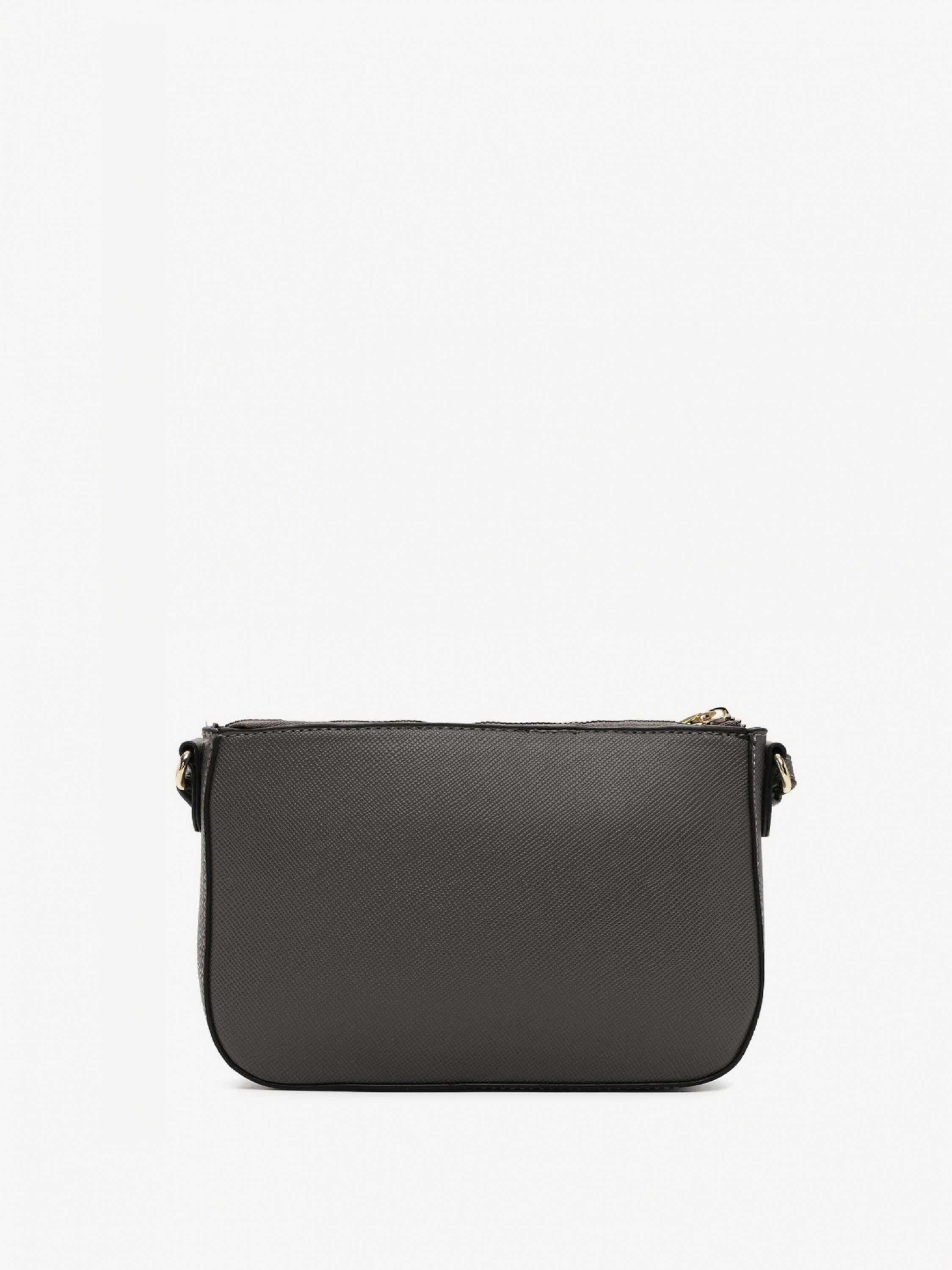 Anja  L   33260,840