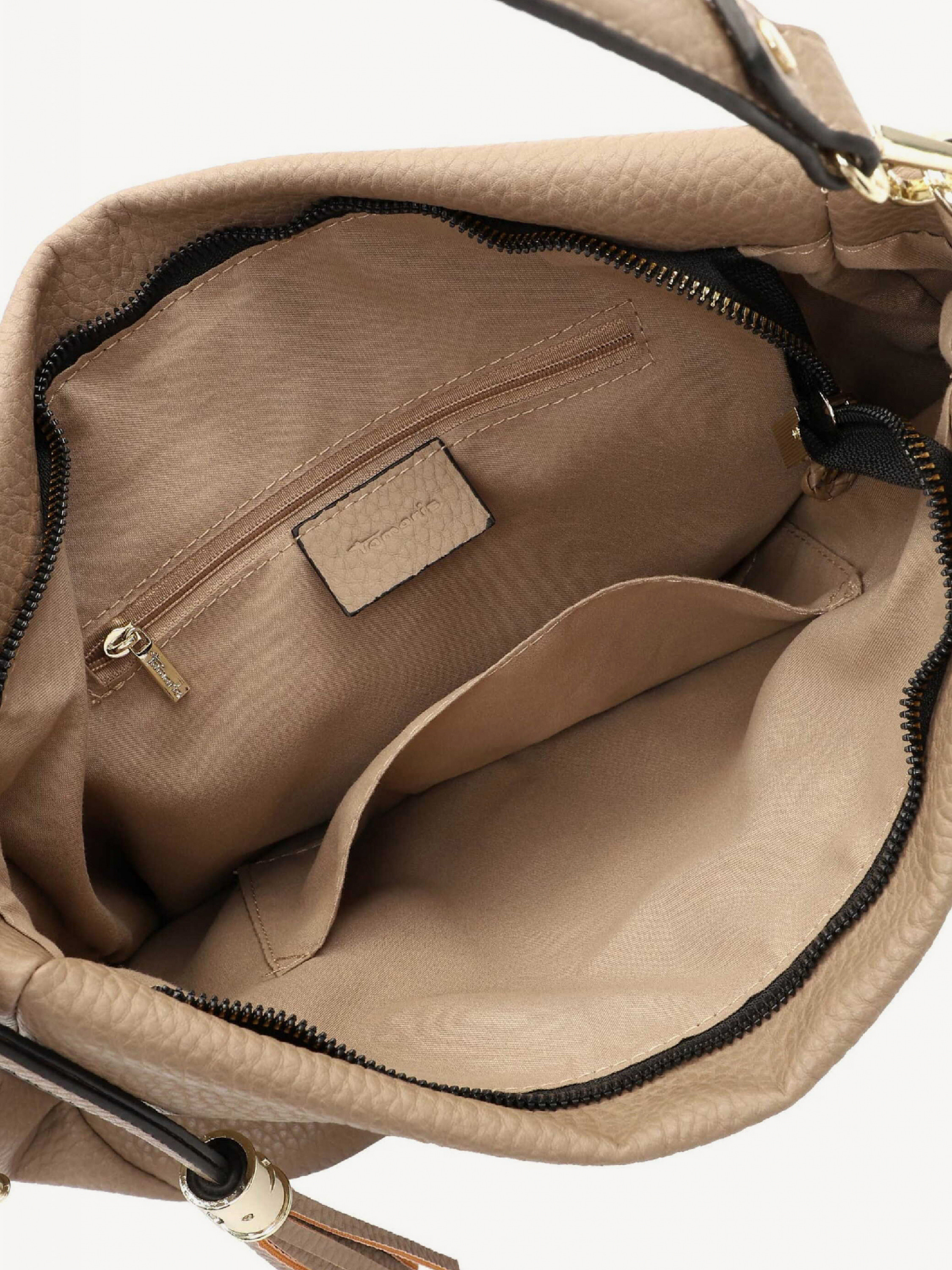 Carissa   L  33185,900