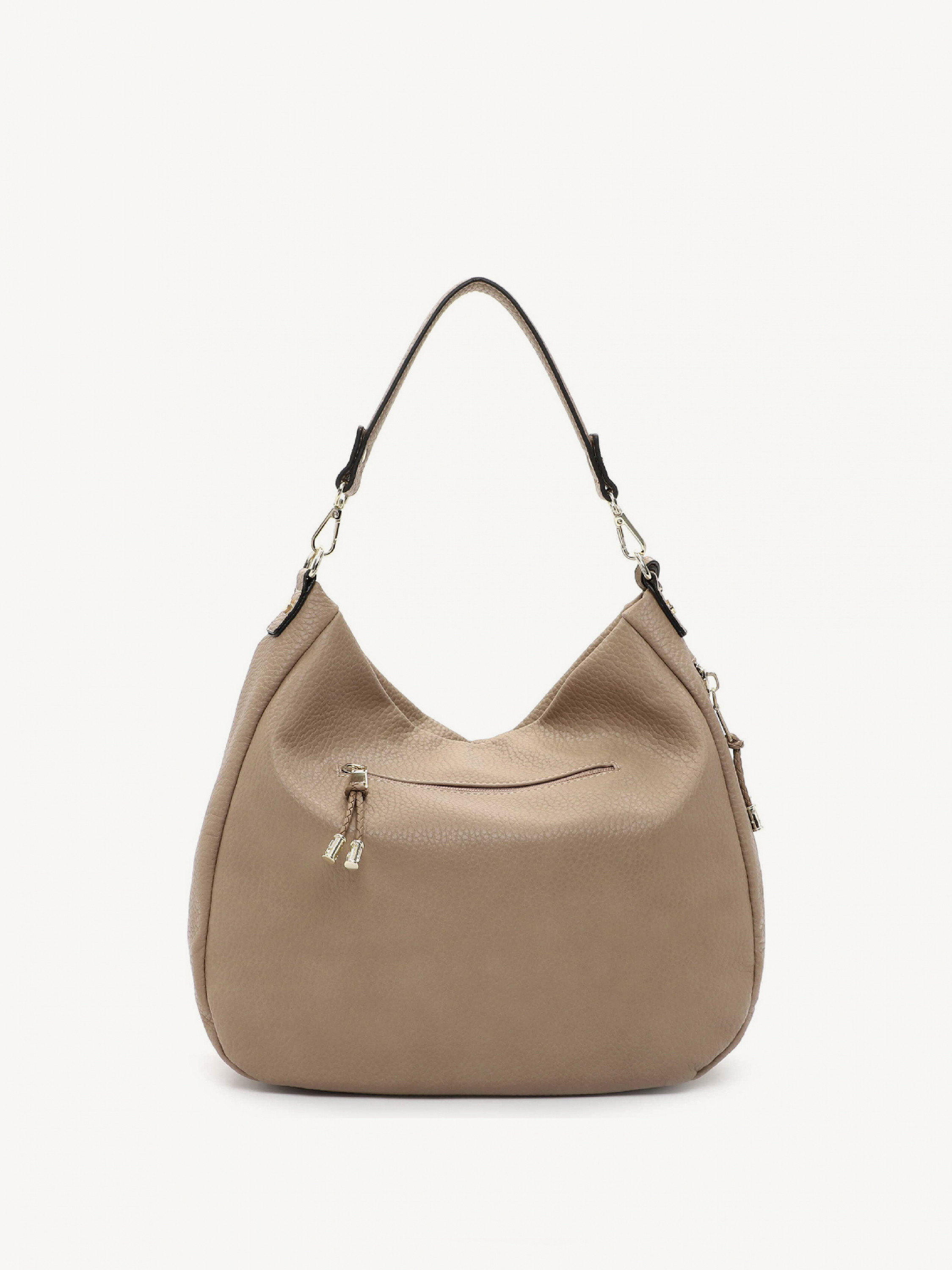 Carissa   L  33185,900