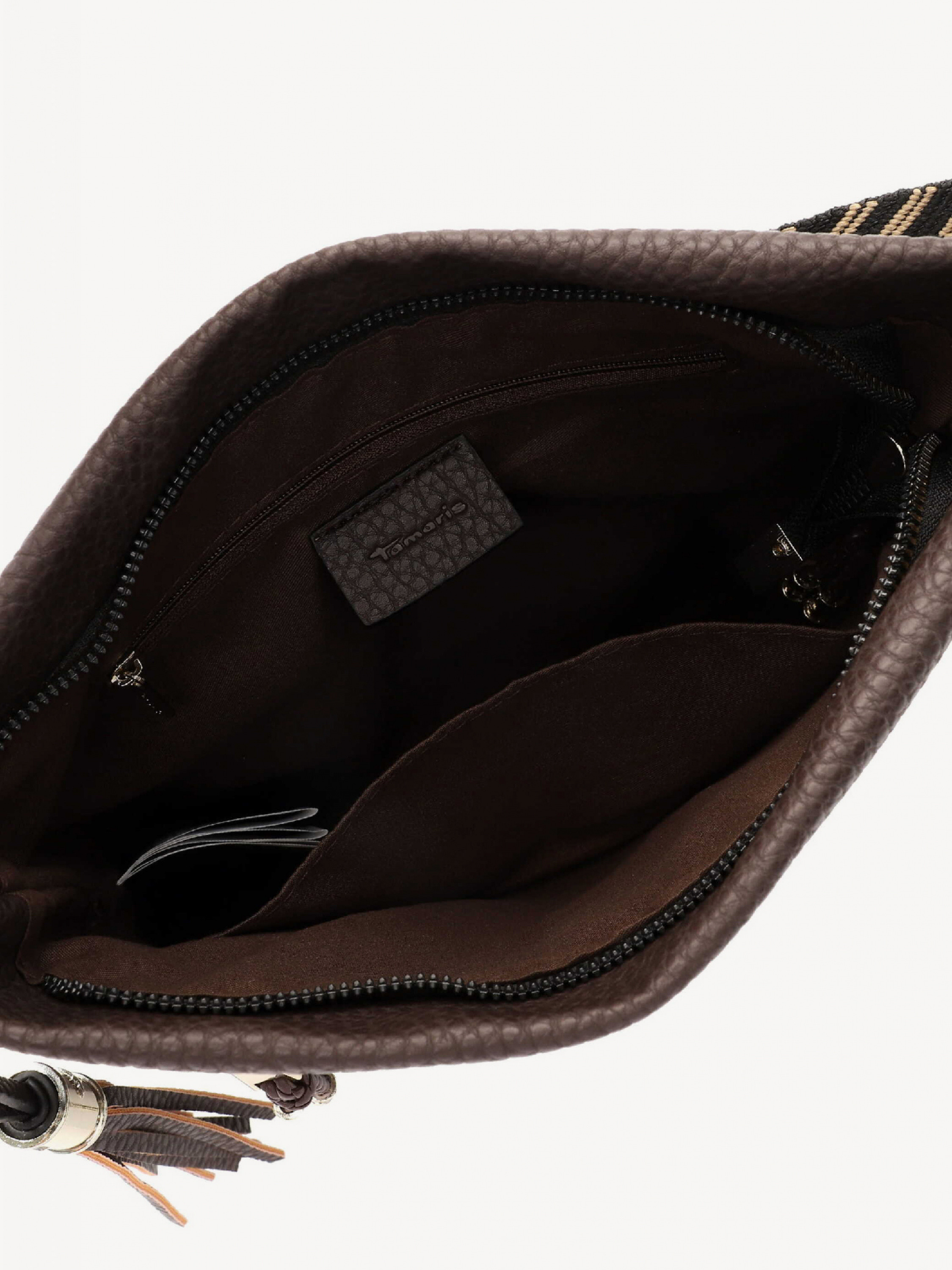 Carissa      33181,200