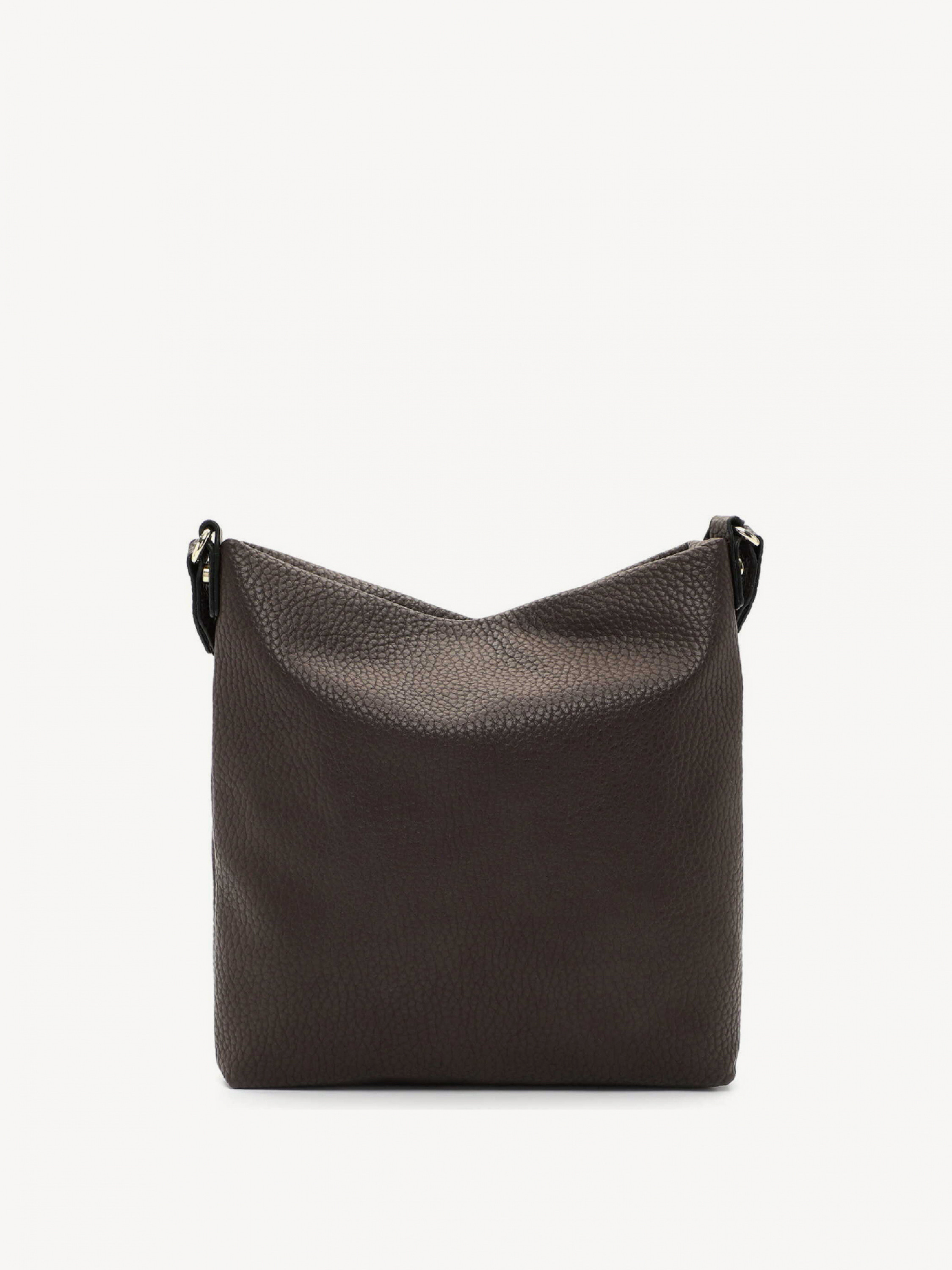 Carissa      33181,200