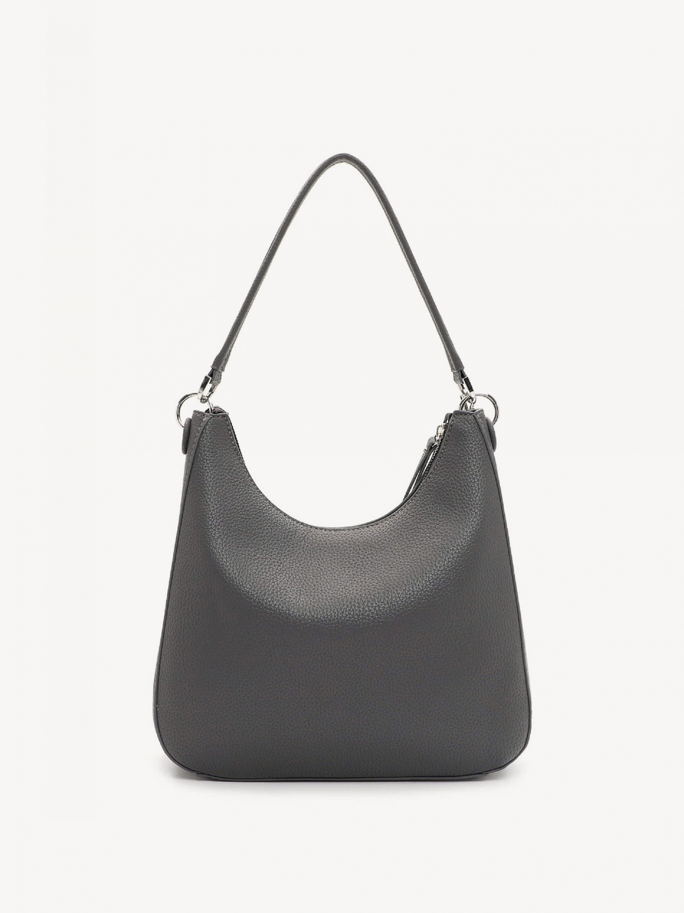 Carmen   M  33233,800