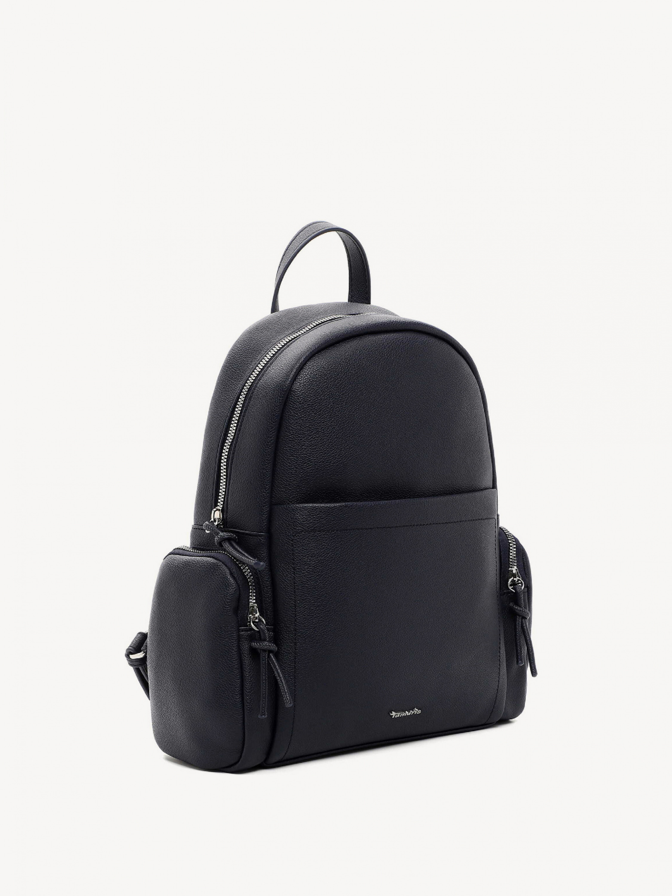 Christina  M  33140,500