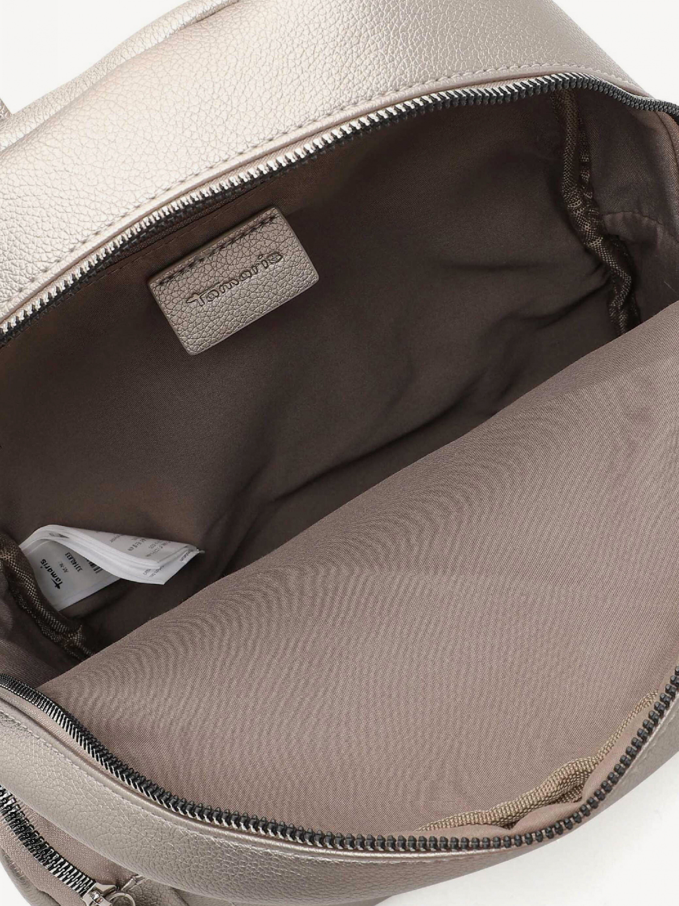 Christina  M  33140,833