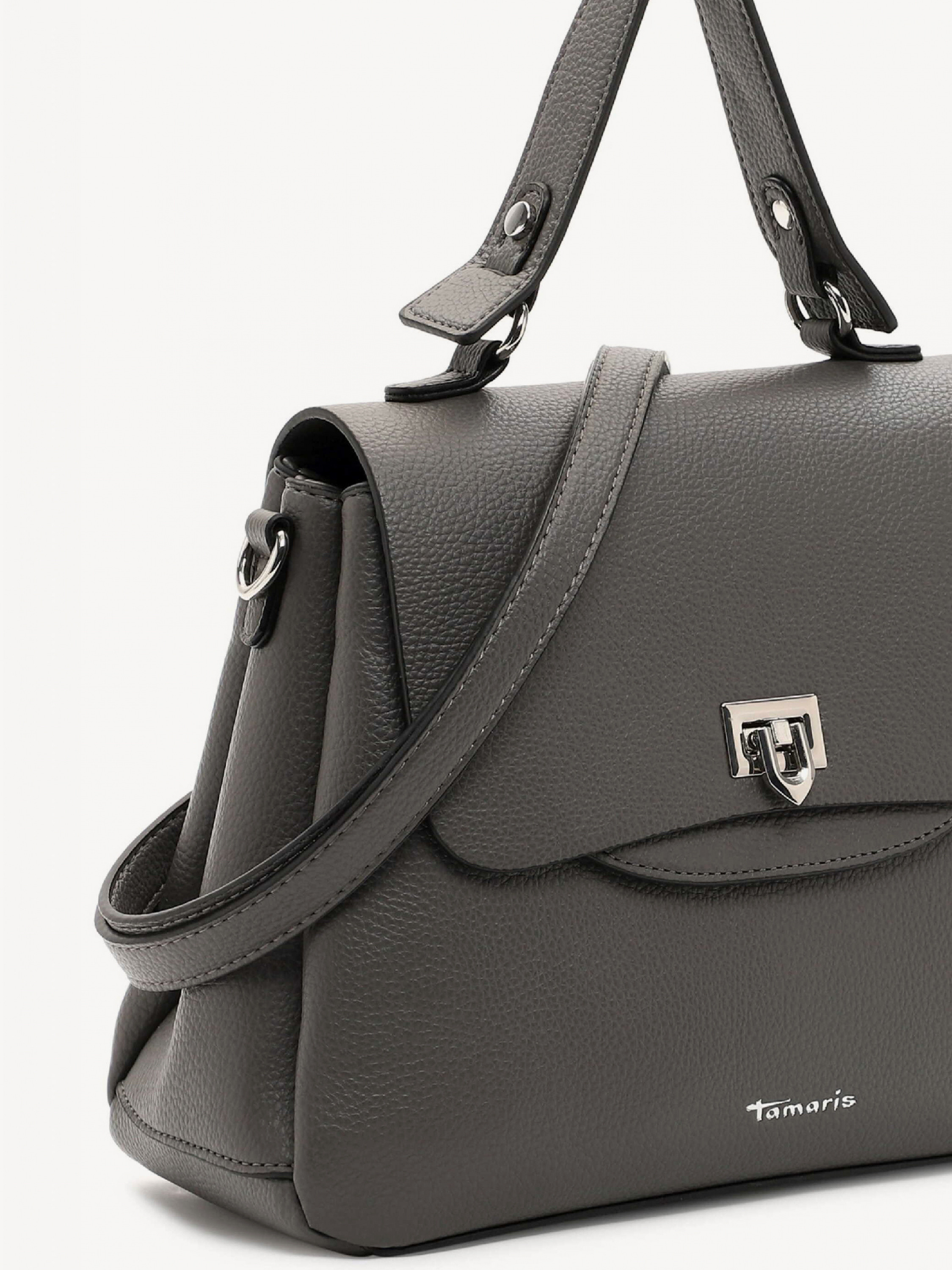 Carolina    M  33272,840