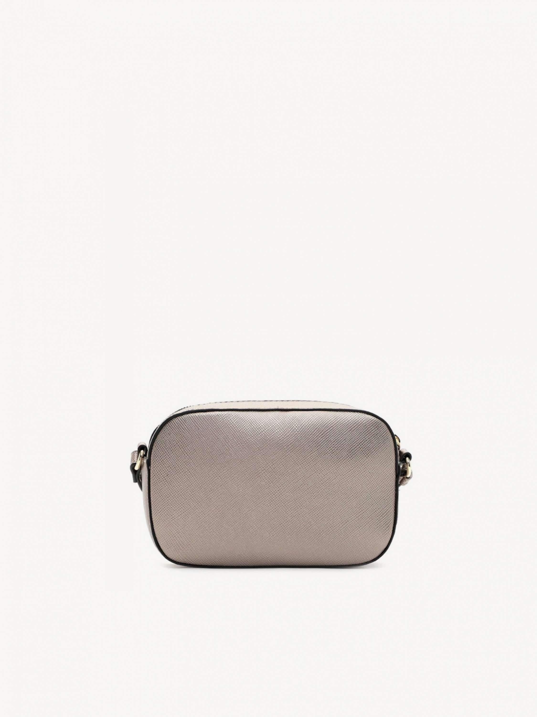 Anja    S   33010,833