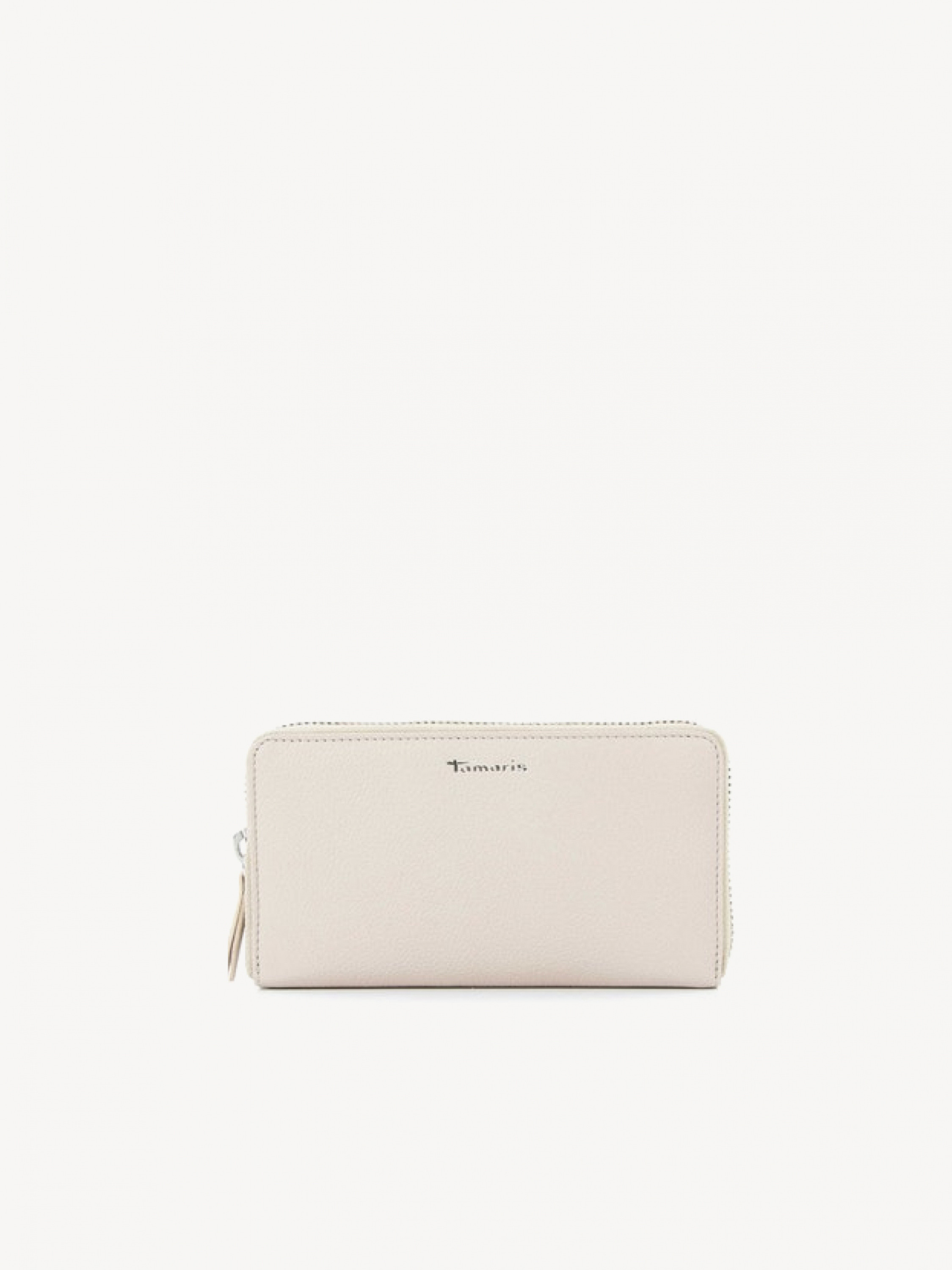 Amanda  L  50011,320