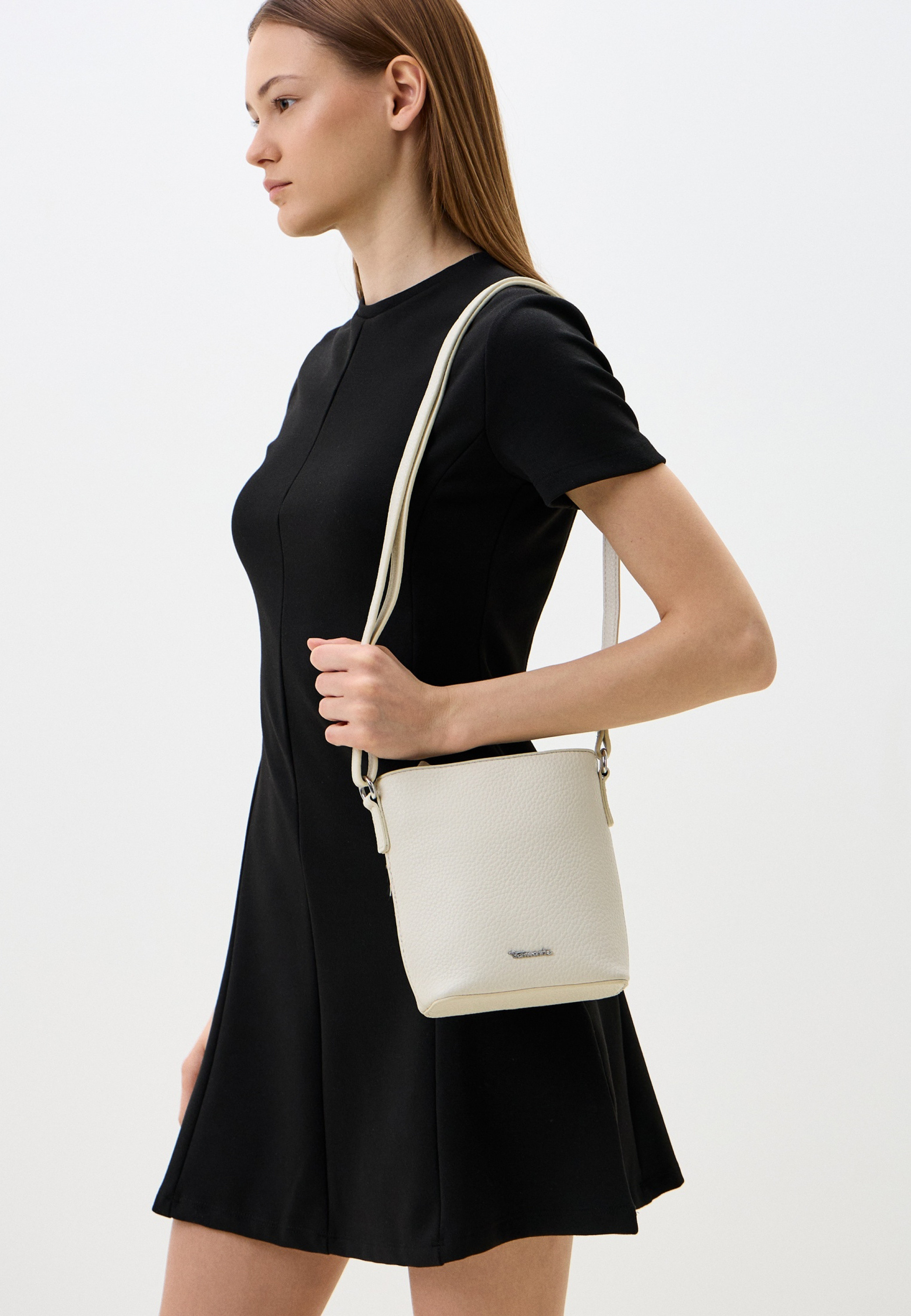 Alessia     S  30444,404