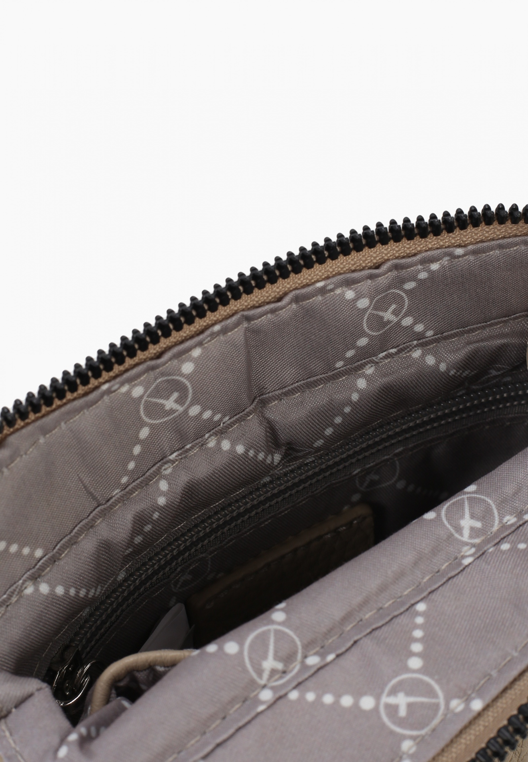 Alessia     S  30444,915