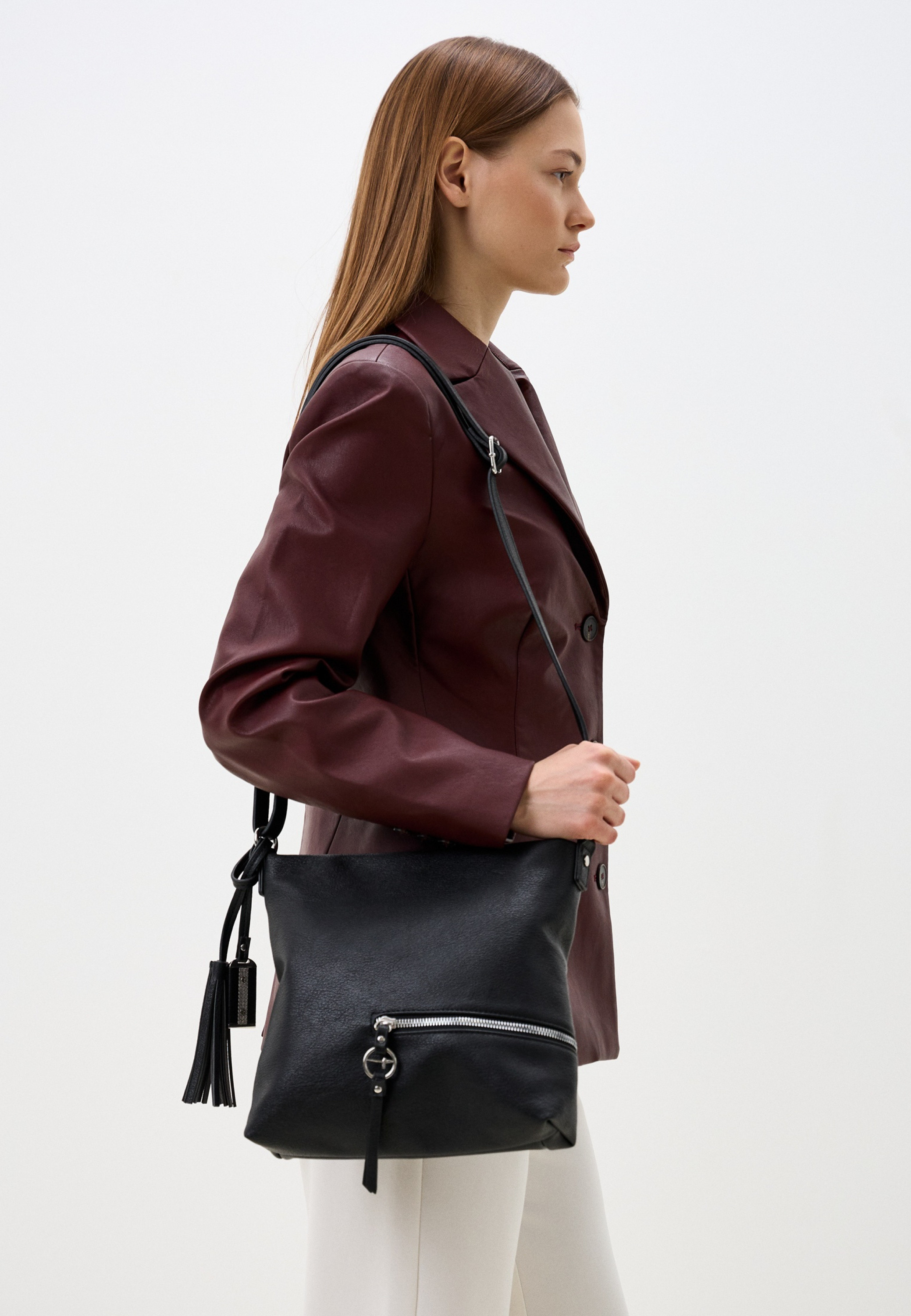 Nele  -  32801,100